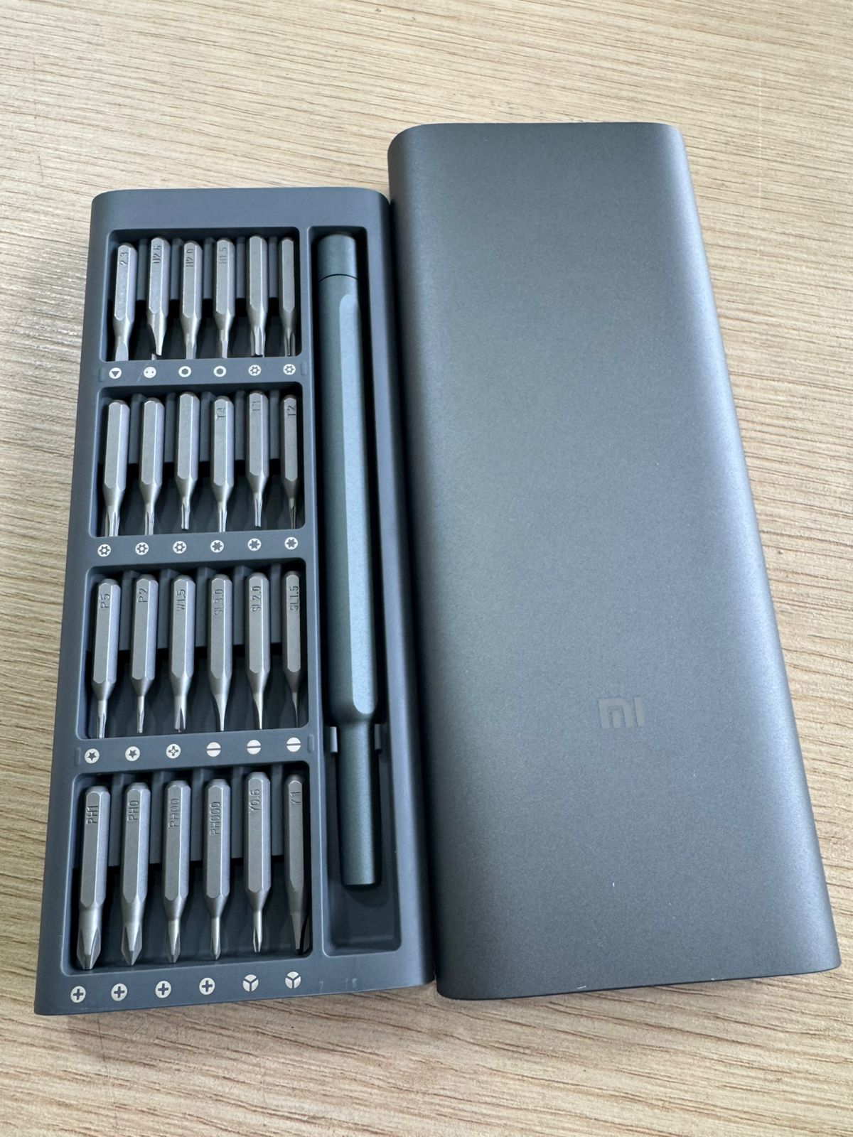 Kit de desarmador Marca Xiaomi 24 puntas de alta presion 